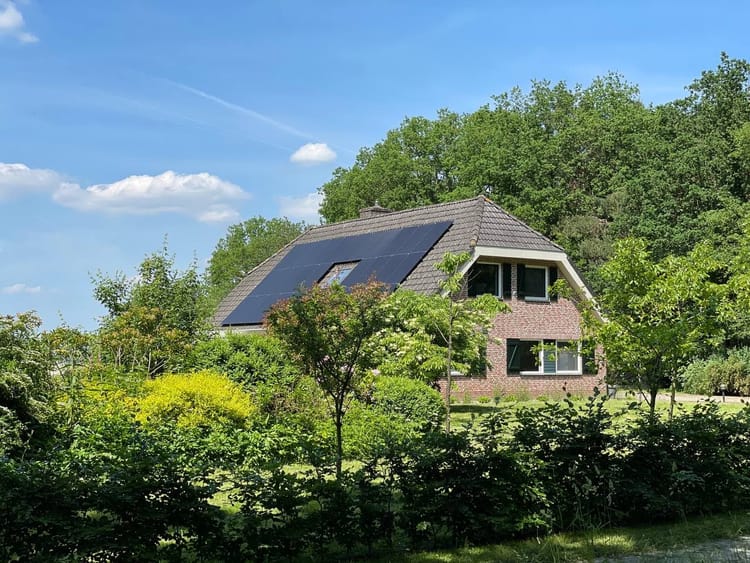 Woning met zonnepanelen in De Wolden